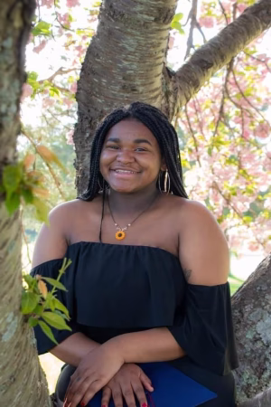 Lauren  Burton - Project Casting Gallery Image 1 Lauren  Burton - Gallery Image 1