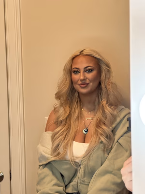 Sydney Whalen - Project Casting Gallery Image 2 Sydney Whalen - Gallery Image 2