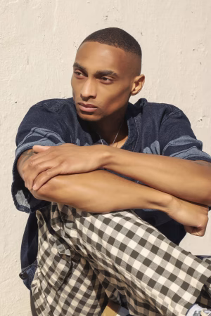 Ar’Mon Bowen - Gallery Image 6