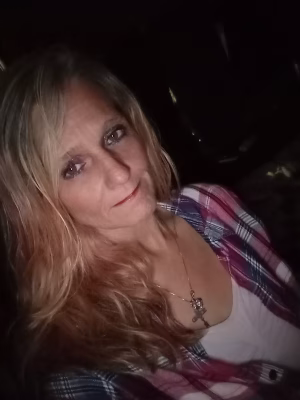 Laura  Bell - Gallery Image 2