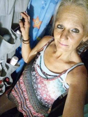 Laura  Bell - Gallery Image 9