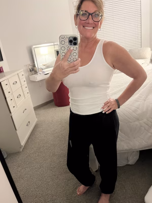 Joelle Higgins - Gallery Image 11