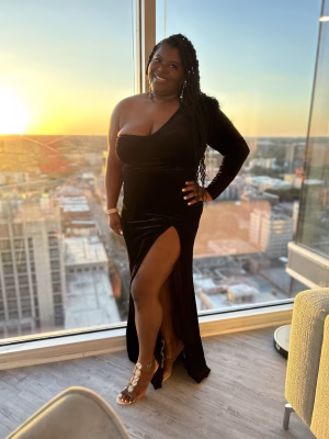 Quanda Pretty - Gallery Image 4