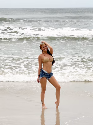 Chelsey  Voogt - Gallery Image 4