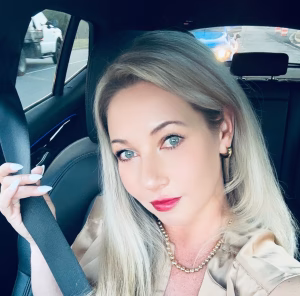 Eeryn Falk - Gallery Image 11