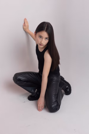 Skylar Gimple - Gallery Image 6