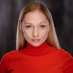 Alina Chernysh - Gallery Image 4