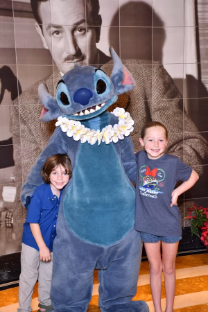 Ashley Renz - Gallery Image 10