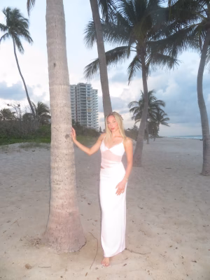 Mia Carson - Gallery Image 1