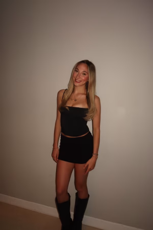 Mia Carson - Gallery Image 4