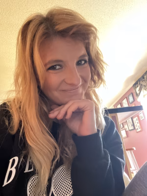 Kristen Reynolds - Gallery Image 1