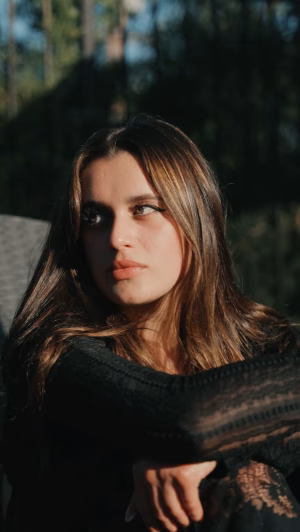 perri saenz - Project Casting Gallery Image 2 perri saenz - Gallery Image 2