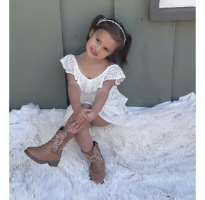 Leila Figueroa - Project Casting Gallery Image 2 Leila Figueroa - Gallery Image 2