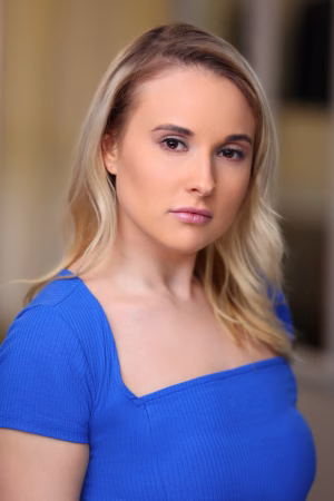 Callie Dehnavi - Project Casting Gallery Image 2 Callie Dehnavi - Gallery Image 2