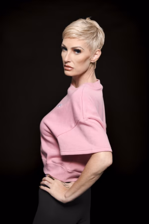 Jennifer Everitt - Project Casting Gallery Image 9 Jennifer Everitt - Gallery Image 9