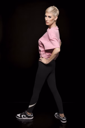 Jennifer Everitt - Project Casting Gallery Image 5 Jennifer Everitt - Gallery Image 5