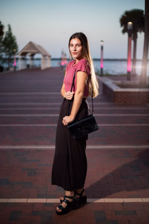 Makall Lauren Silvester - Gallery Image 3