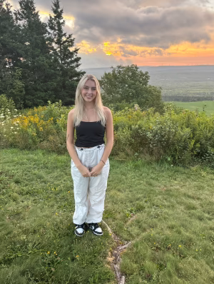 avery mackinnon - Project Casting Gallery Image 5 avery mackinnon - Gallery Image 5