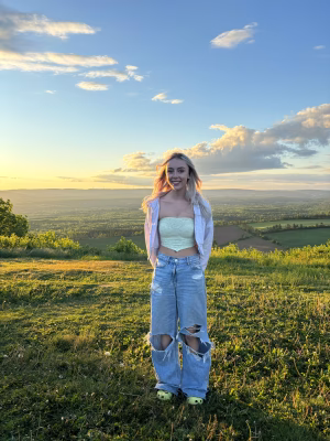 avery mackinnon - Project Casting Gallery Image 7 avery mackinnon - Gallery Image 7