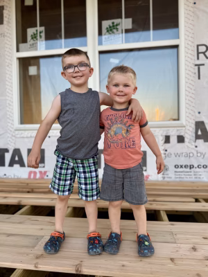 Allie Sanderson - Gallery Image 1