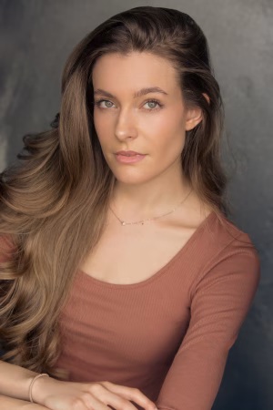 Charlotte Cooper-Rose - Project Casting Gallery Image 6 Charlotte Cooper-Rose - Gallery Image 6