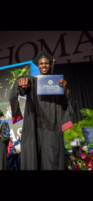 Kamauriay  Walker - Gallery Image 12