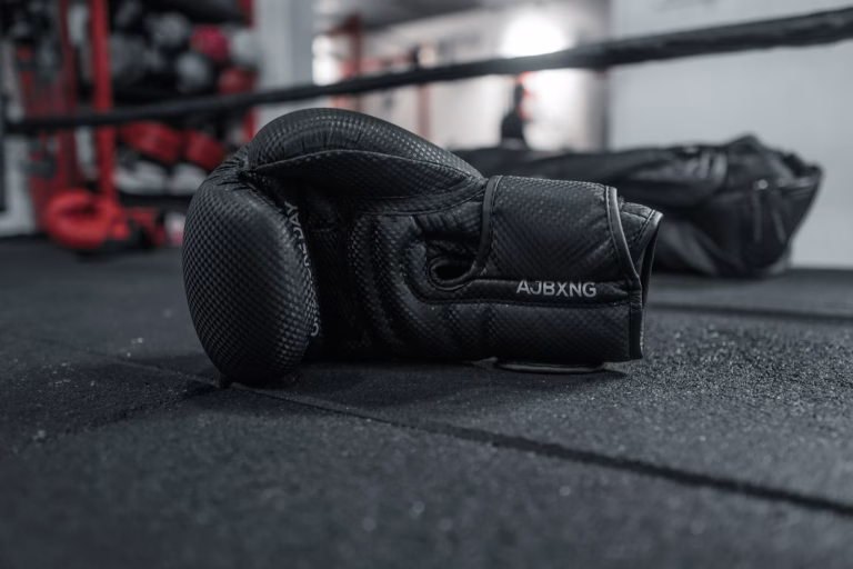 £2,000 UK Gambling Commercial Casting: Sports Talent Wanted
