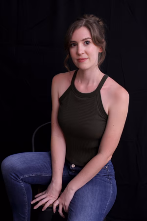 Julia Howard - Gallery Image 2