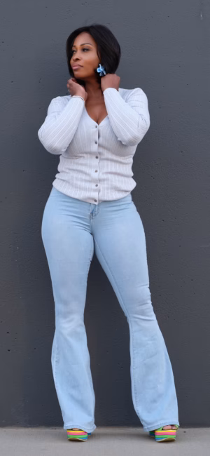 Celisha Jones - Gallery Image 1