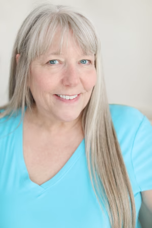 Jennifer Simmons - Gallery Image 2