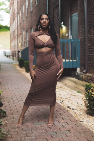 Kelli Hunter - Gallery Image 15