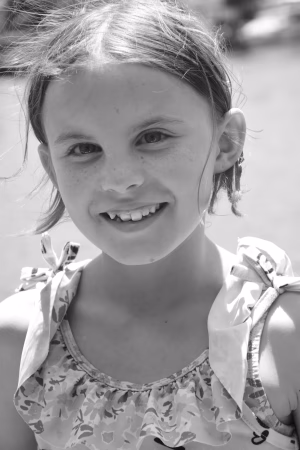 Sophie Lowery - Gallery Image 11