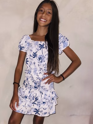 Ariel Mimou - Gallery Image 1