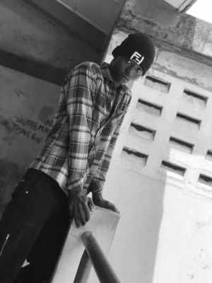 ILIASU YAKUBU - Gallery Image 12