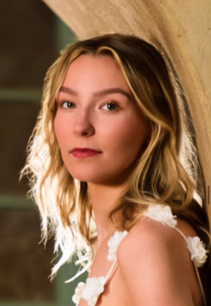 Mia Brady - Gallery Image 1