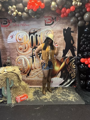 ARETHA LESTER - Gallery Image 4