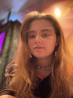 Chloe Garcia - Project Casting Gallery Image 5 Chloe Garcia - Gallery Image 5