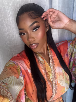 Yolanda Ekuaga Esono - Project Casting Gallery Image 3 Yolanda Ekuaga Esono - Gallery Image 3