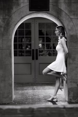 Mia Brady - Gallery Image 4