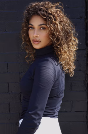 Emily Perez - Gallery Image 3