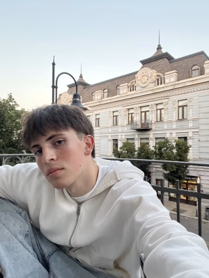 Eric Petrosyan - Gallery Image 2