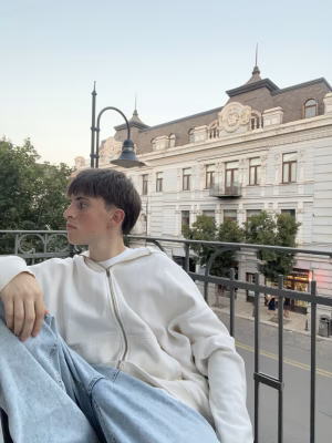 Eric Petrosyan - Gallery Image 4