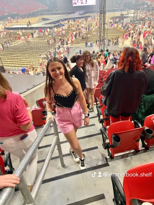 Emmi Chalfant - Gallery Image 3