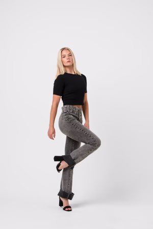 Kristen Houser - Gallery Image 1