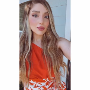 Vivian Martinez - Gallery Image 4