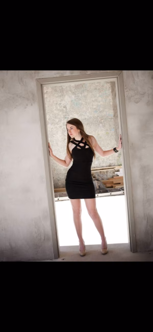 Kristen Harrell - Gallery Image 1