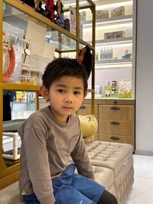 Julio Wong - Gallery Image 1