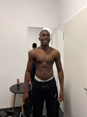 Jerome Abakisi - Gallery Image 2