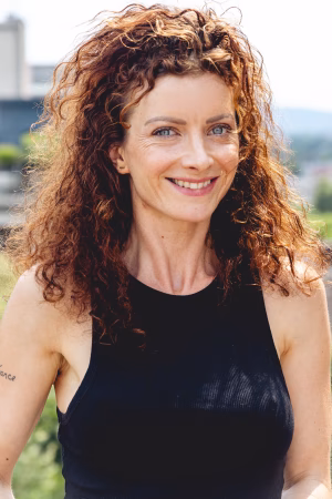 Nora Hellich - Gallery Image 6