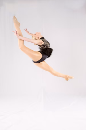 Daniella Lampen - Gallery Image 5